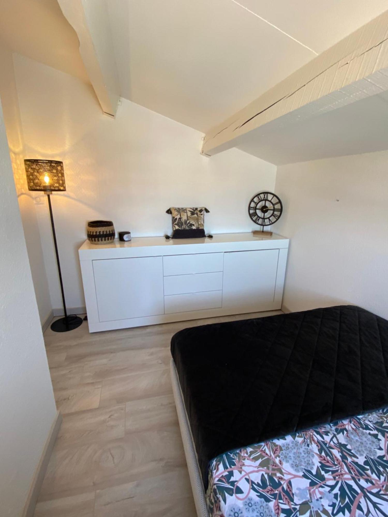 Appartement Duplex Climatise Le Trident Saintes-Maries-de-la-Mer Exterior photo